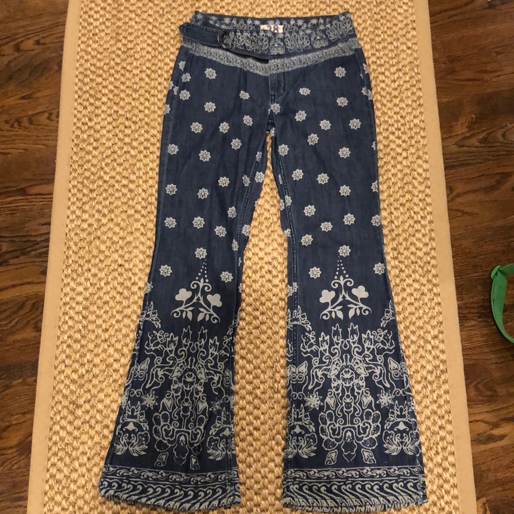 Low rise printed bell bottom
